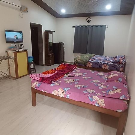 The Royal Ascot Holiday Home Alībāg Ngoại thất bức ảnh