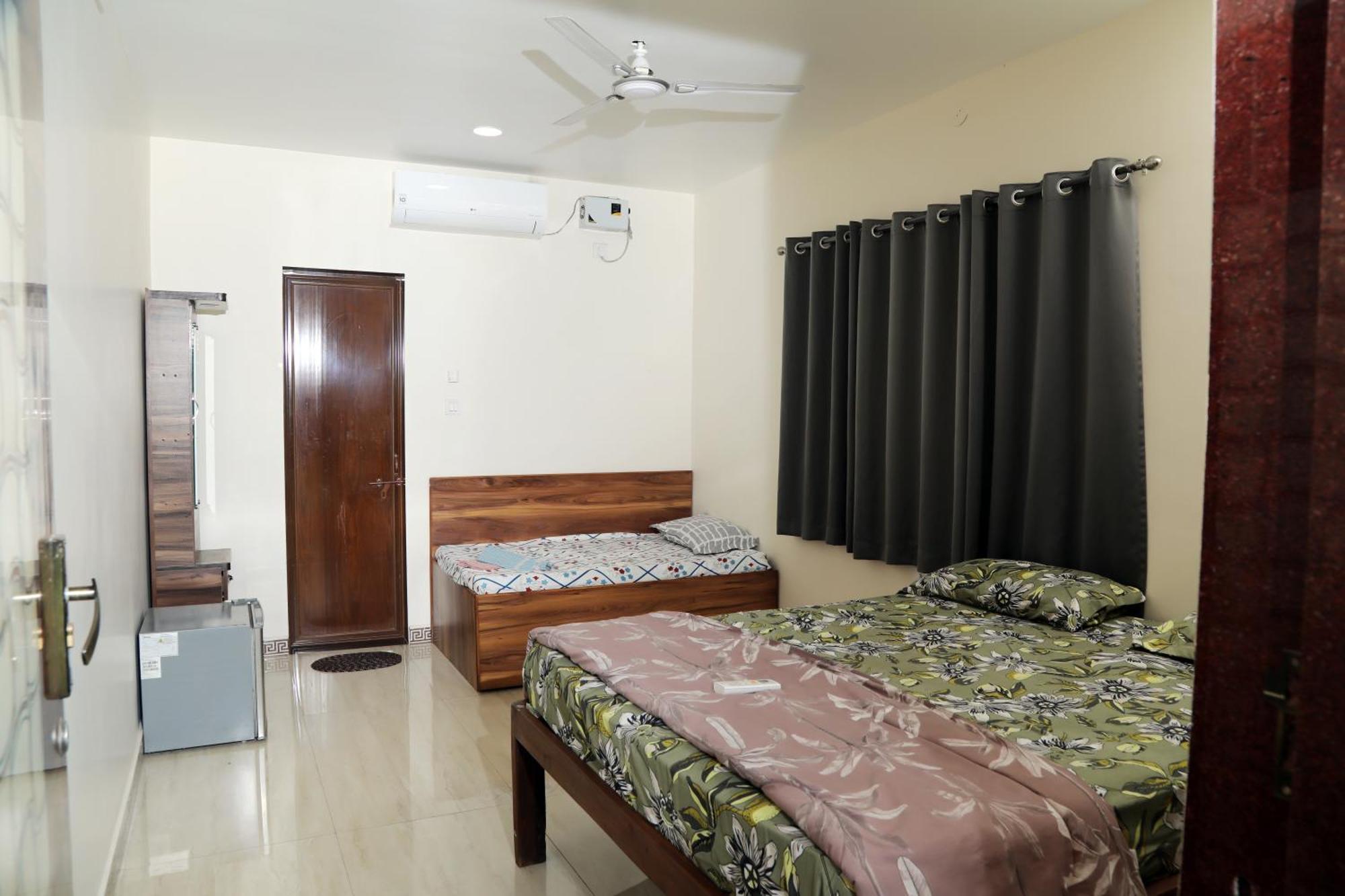 The Royal Ascot Holiday Home Alībāg Phòng bức ảnh